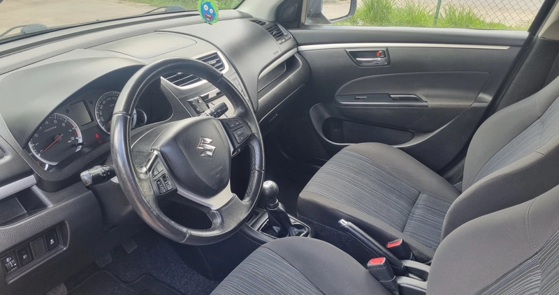 Suzuki Swift cena 29999 przebieg: 148000, rok produkcji 2014 z Zawiercie małe 667